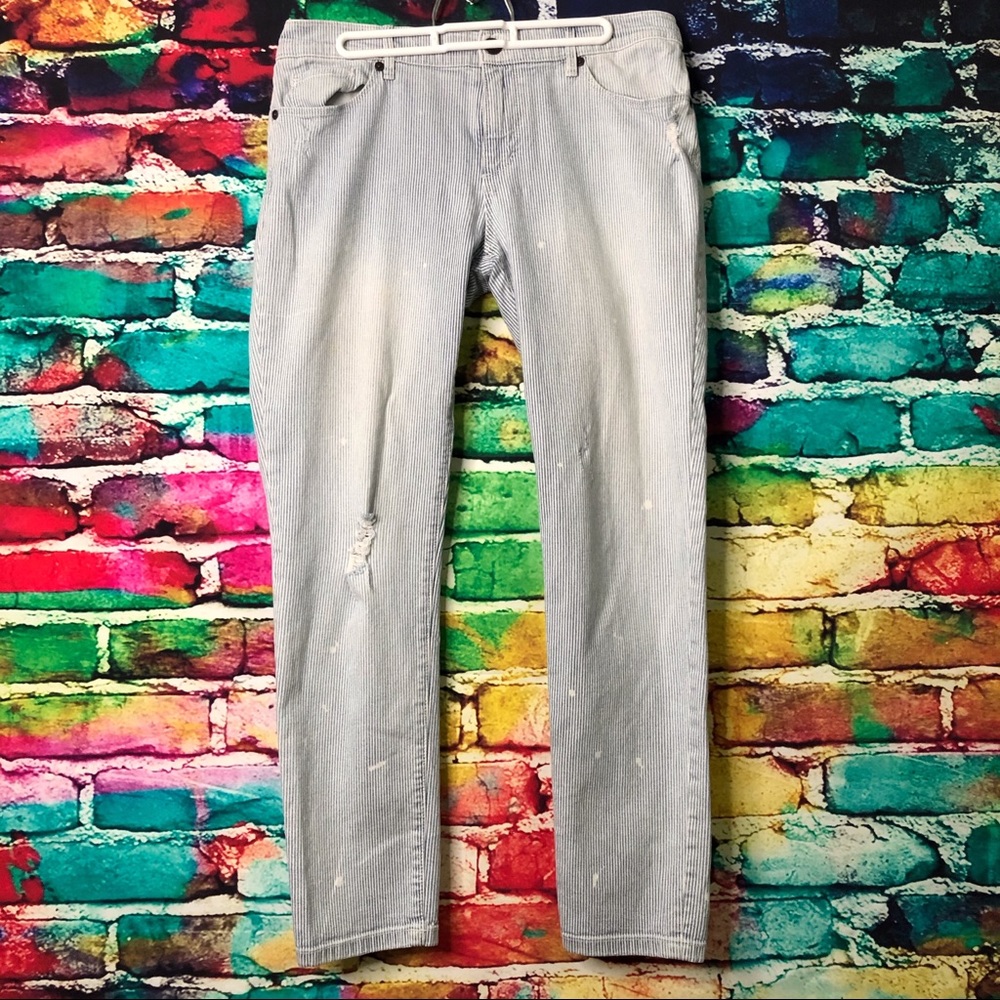 Ann Taylor LOFT Relaxed Skinny Jeans 0120‎